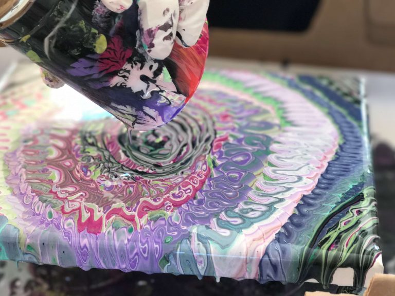 Paint Pour Workshop with Hagit